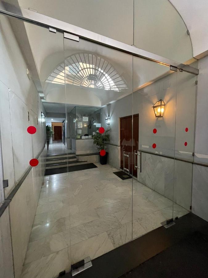A Un Passo Dal Castello Maschio Angioino Appartment Nápoles Exterior foto